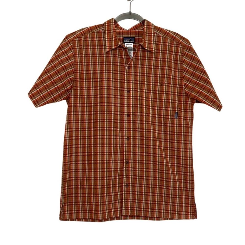 Patagonia Mens Plaid Short Sleeve Button Up Top Orange Brown Size Medium Outdoor